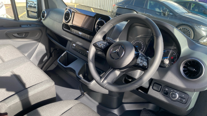 Mercedes-Benz Sprinter E314 L3 Electric Rwd 100kW 81kWh Pro Van Auto - Image 22